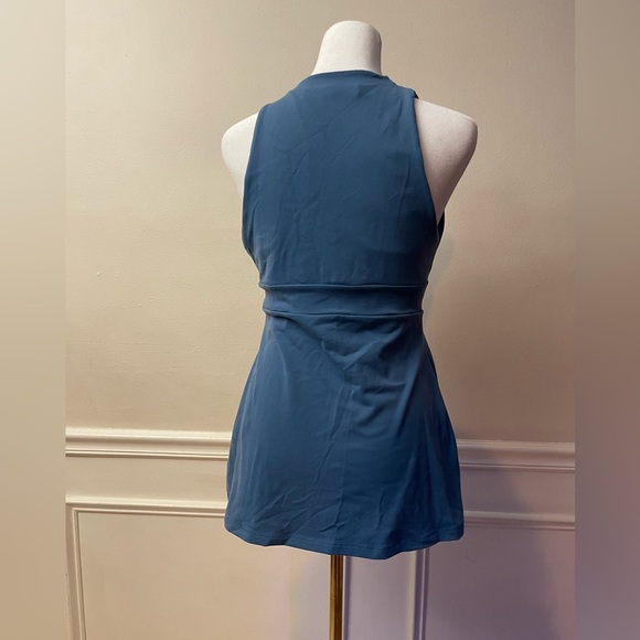 Susana Monaco Empire Waist Deep V Top Size Medium - Picture 5 of 10